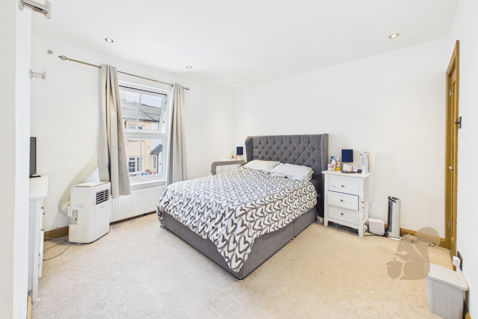 Principa Bedroom